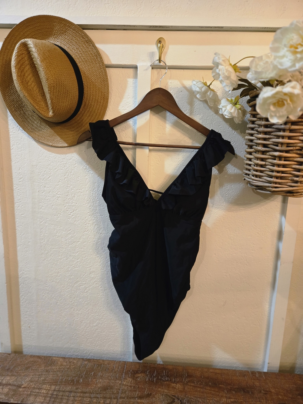 Cupshe Black Ruffle One-Piece Swimsuit